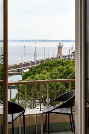 Balcony view - Hotel Vittorio (Desenzano del Garda)