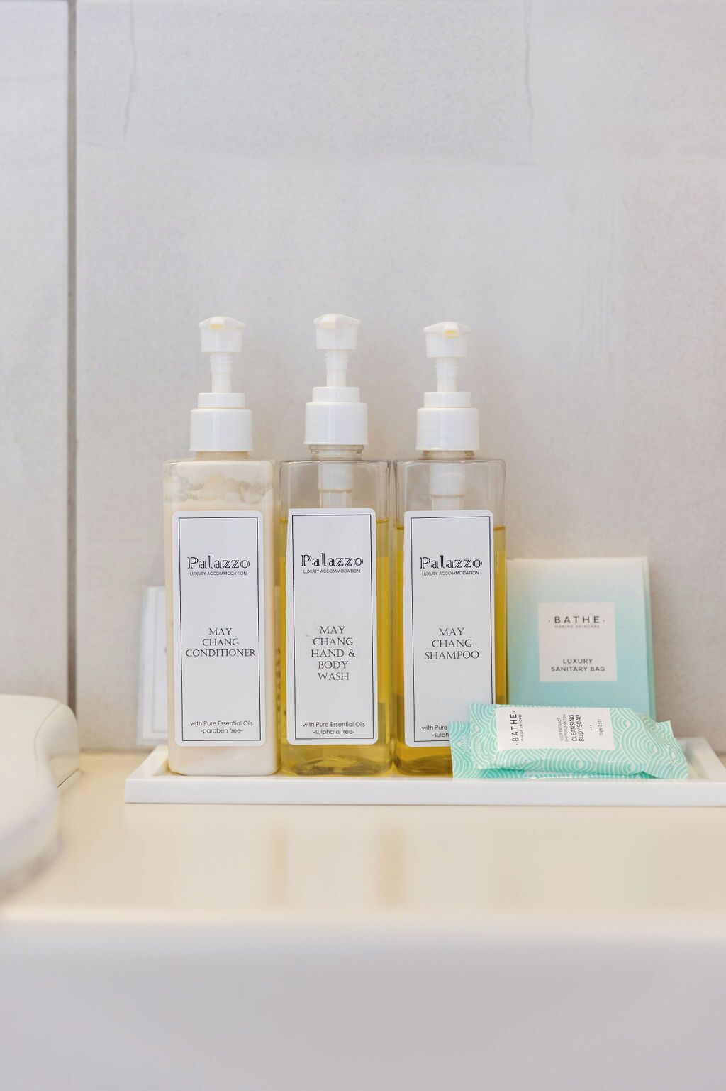 studio with spa | bathroom | free toiletries, hair dryer, towels