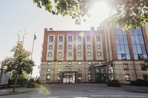 Fachada de la propiedad