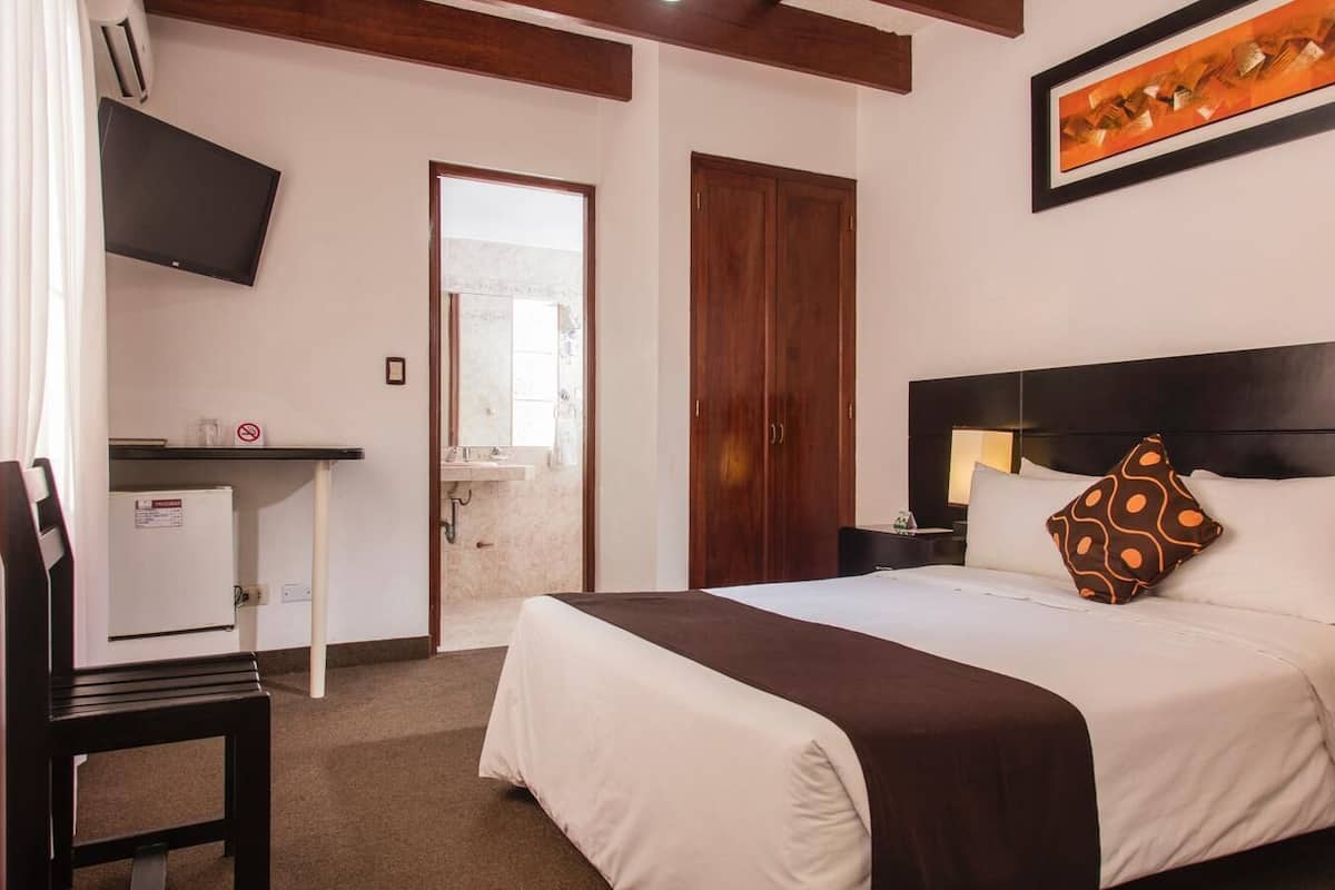 1 bedroom, minibar, in-room safe, laptop workspace