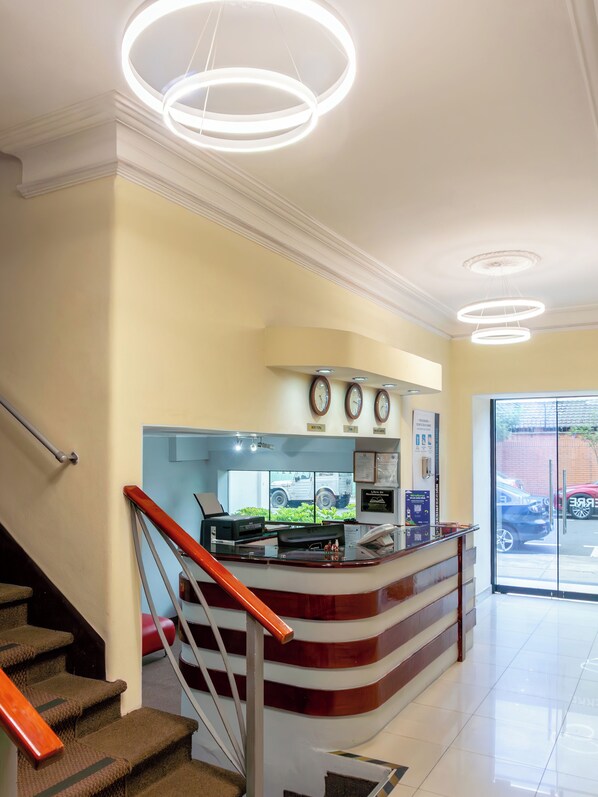 Reception - Hotel Ferre De Ville (Lima)