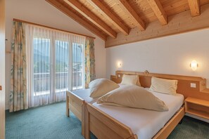 Double Room | In-room safe, desk, soundproofing, free WiFi - Aktiv- und Genusshotel Alpenblick (Fieschertal)