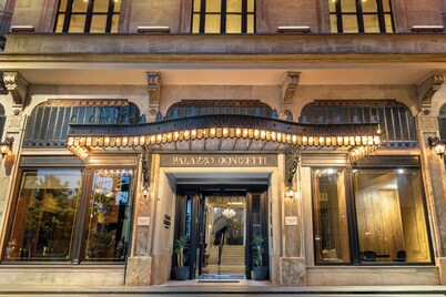 Palazzo Donizetti Istanbul, Tapestry Collection by Hilton