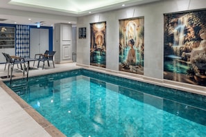 Piscine couverte