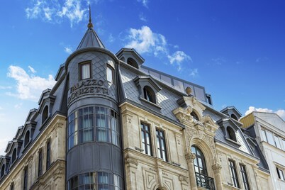 Palazzo Donizetti Istanbul, Tapestry Collection by Hilton