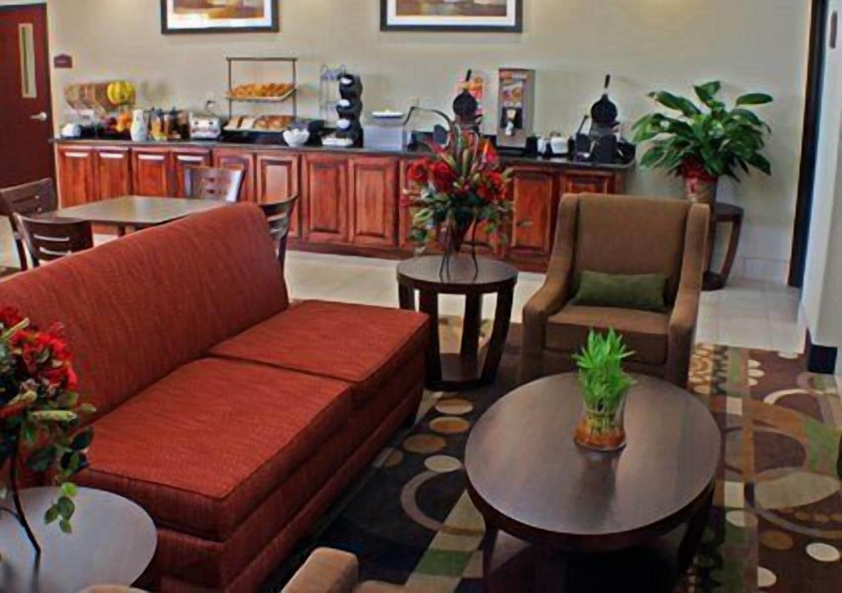 free buffet breakfast