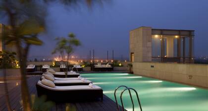 Crowne Plaza Hotel New Delhi Okhla by IHG