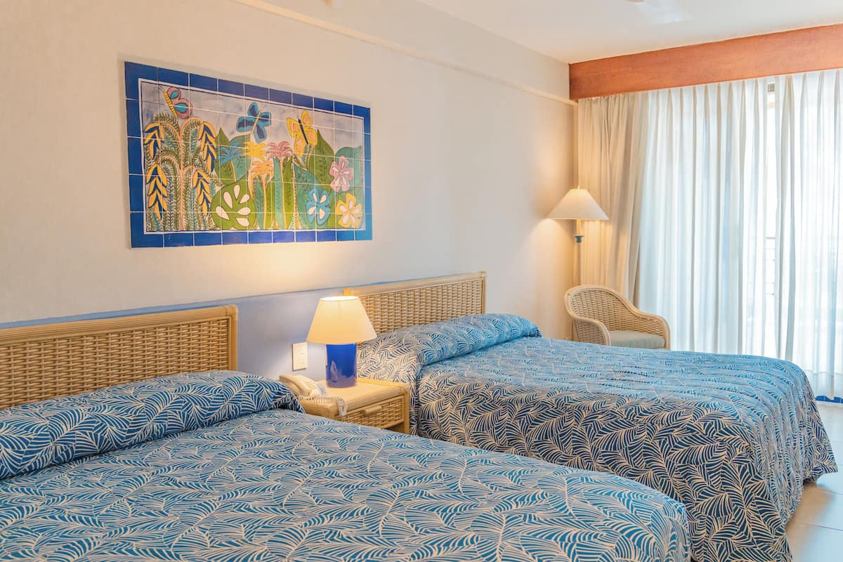 In-room safe, free WiFi