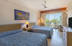 In-room safe, free WiFi