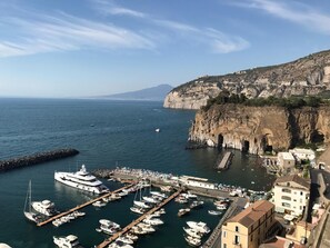 Marina - Hotel Cosmomare (Piano di Sorrento)