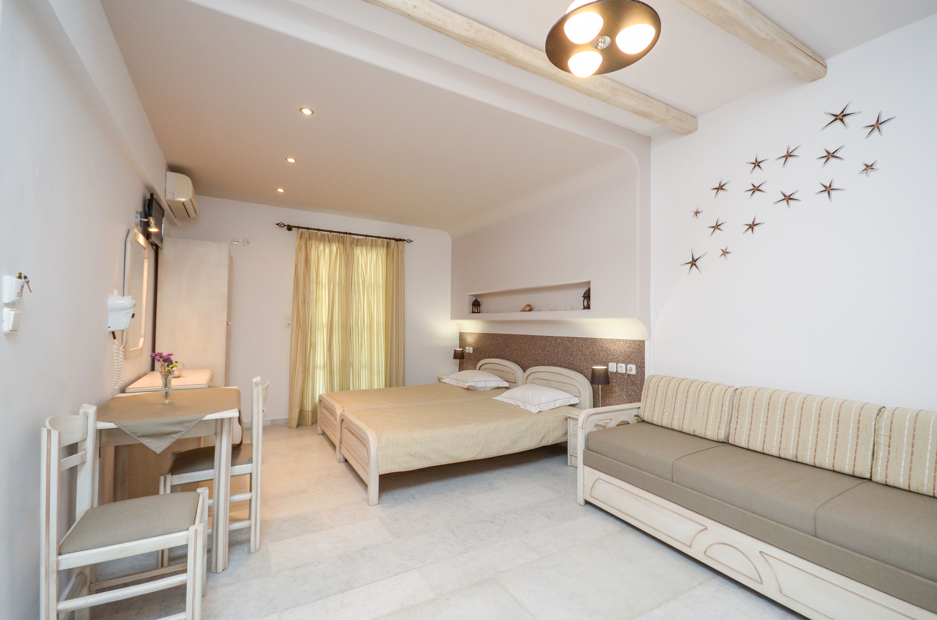 Foto - Antonia Studios