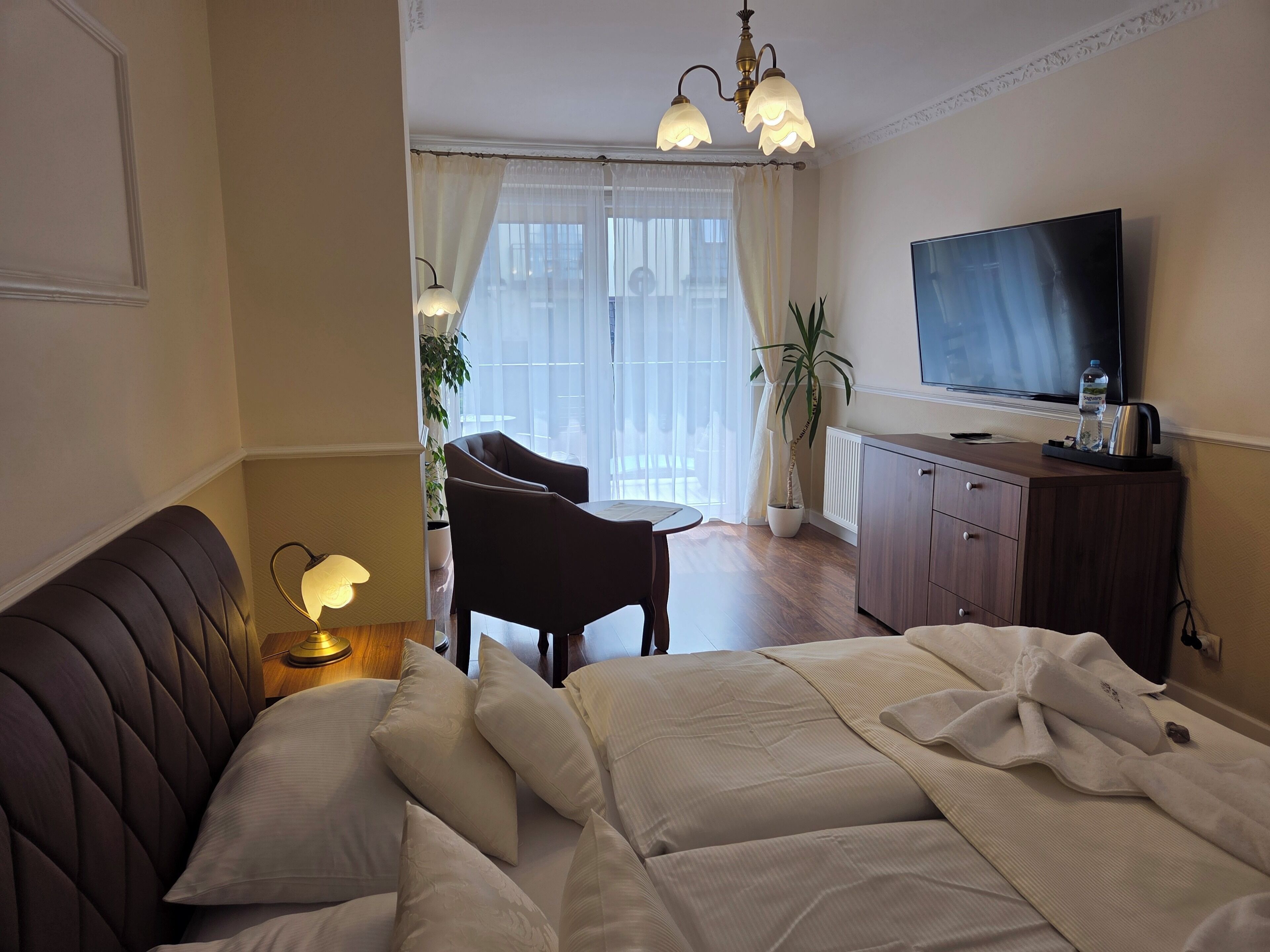 double room | in-room safe, individually decorated, blackout curtains, soundproofing
