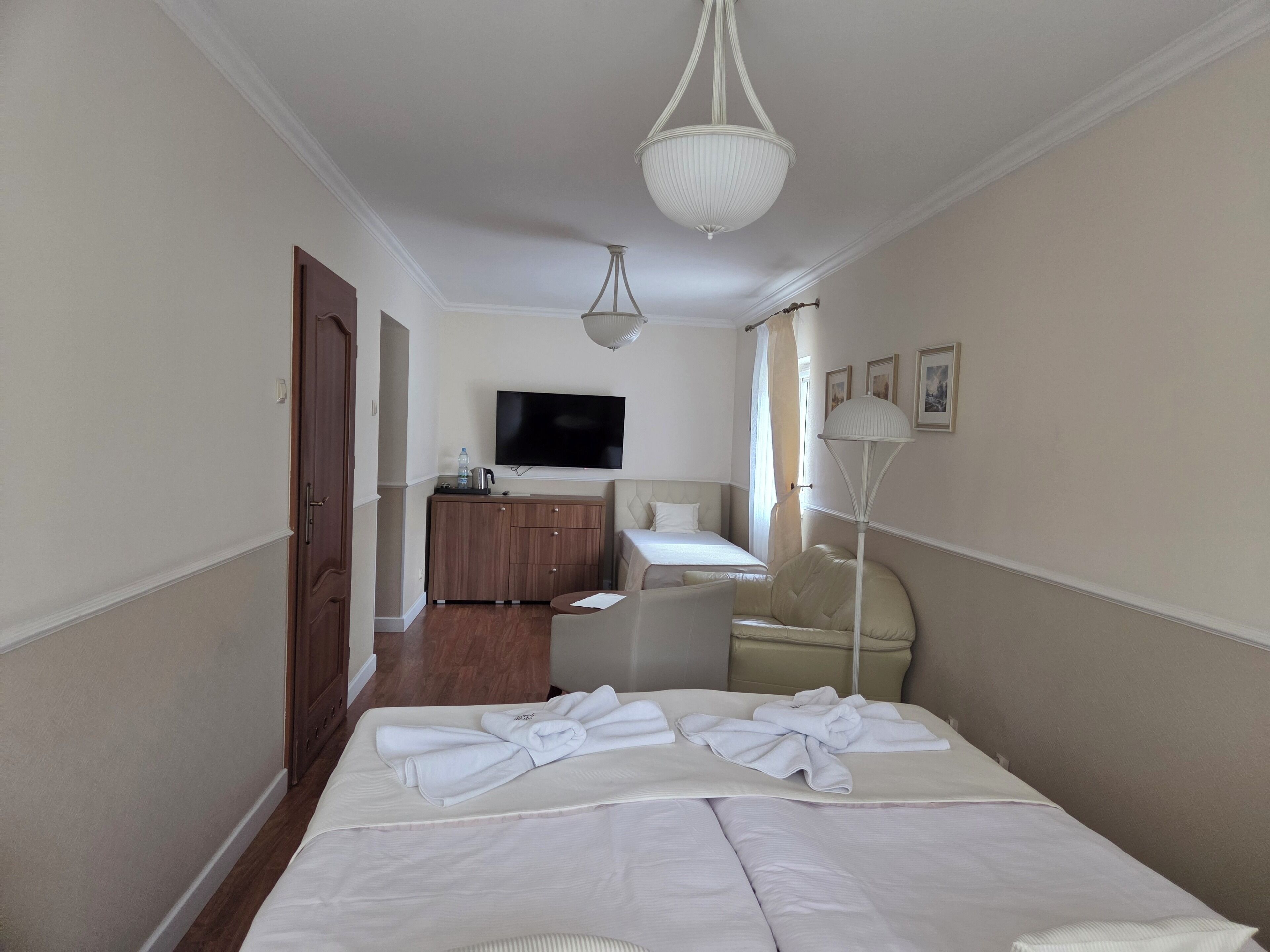 triple room | in-room safe, individually decorated, blackout curtains, soundproofing