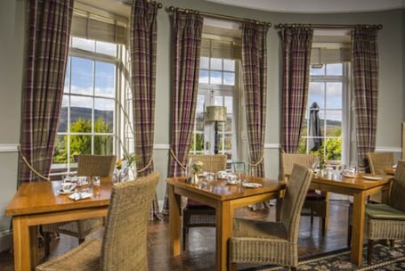 Restaurante. The Manor Hotel