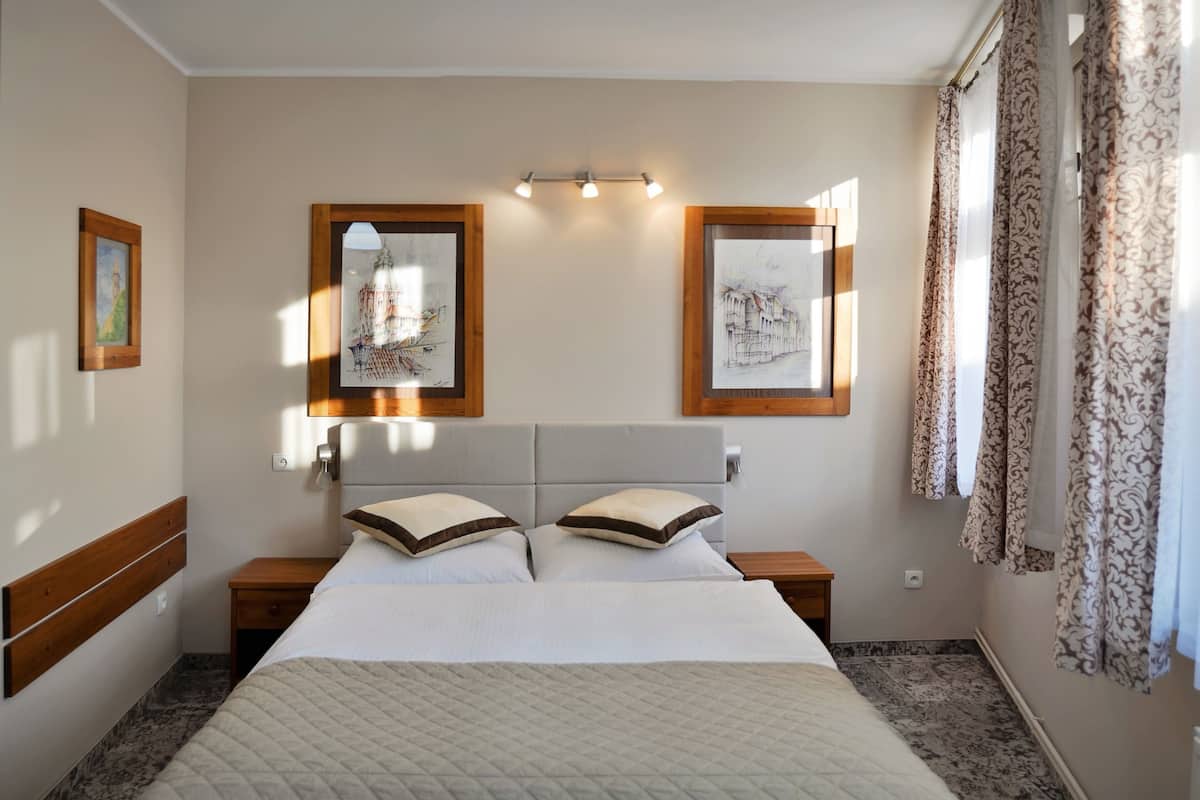 Premium bedding, rollaway beds, free WiFi, bed sheets