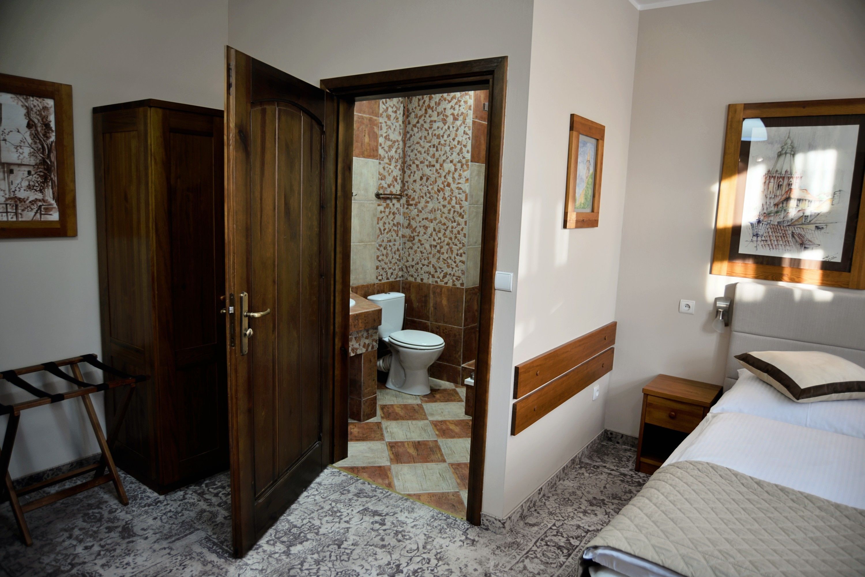 double room | bathroom | free toiletries, hair dryer, towels