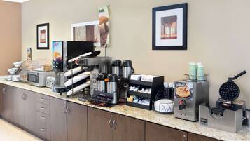 Petit déjeuner continental compris tous les jours