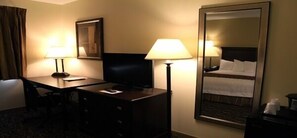 Habitació, 1 llit de matrimoni | Equipament de l'habitació