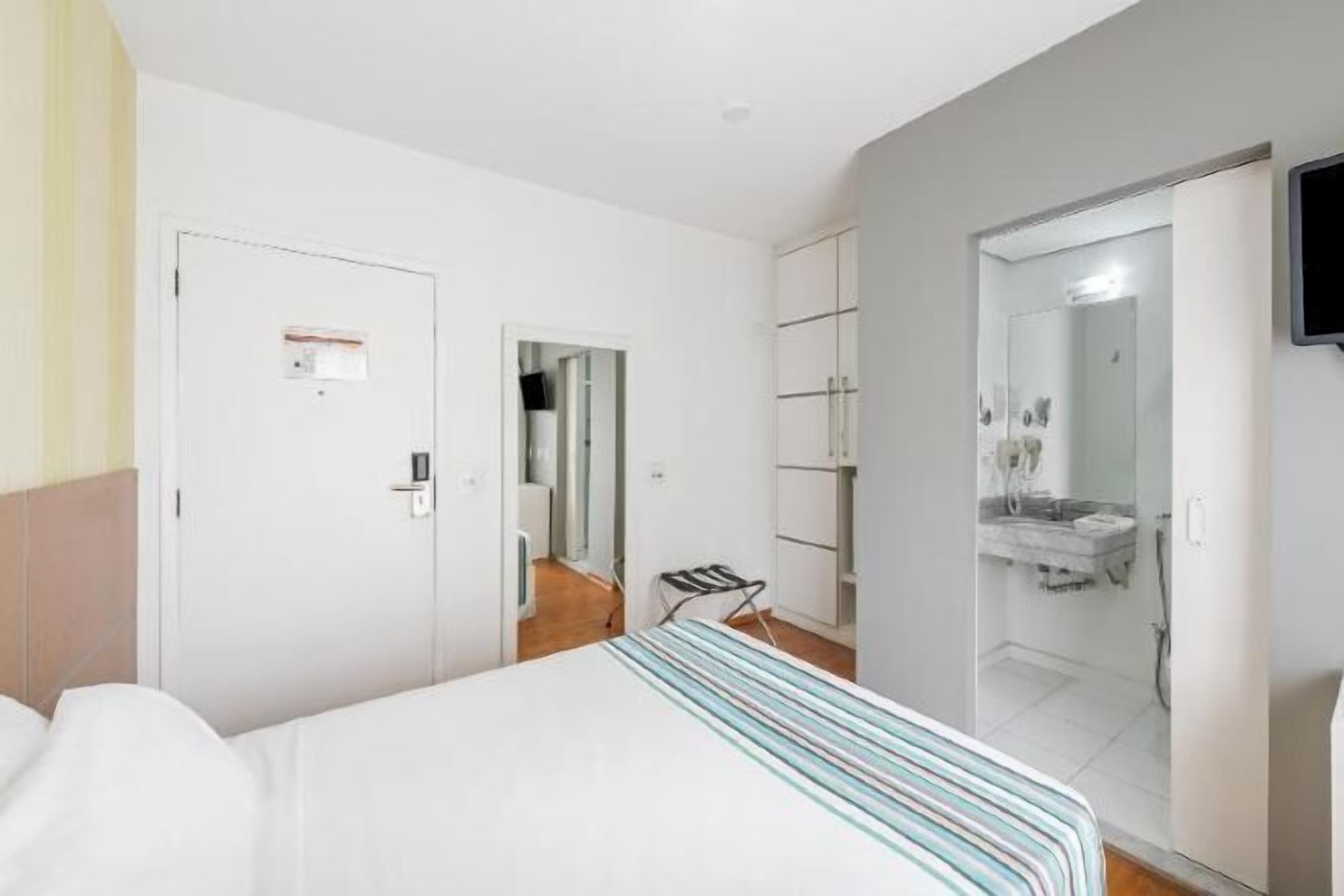 In-room safe, desk, iron/ironing board, free WiFi