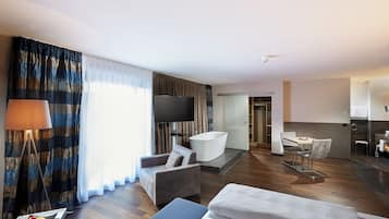 Superior Suite, Multiple Beds, Balcony | 1 bedroom, minibar, in-room safe, desk