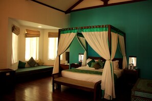 Grand Room | Memory foam beds, minibar, in-room safe, individually decorated