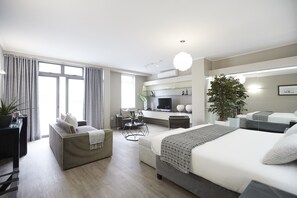 Sengetøy av topp kvalitet, dundyner og senger med Select Comfort-madrass