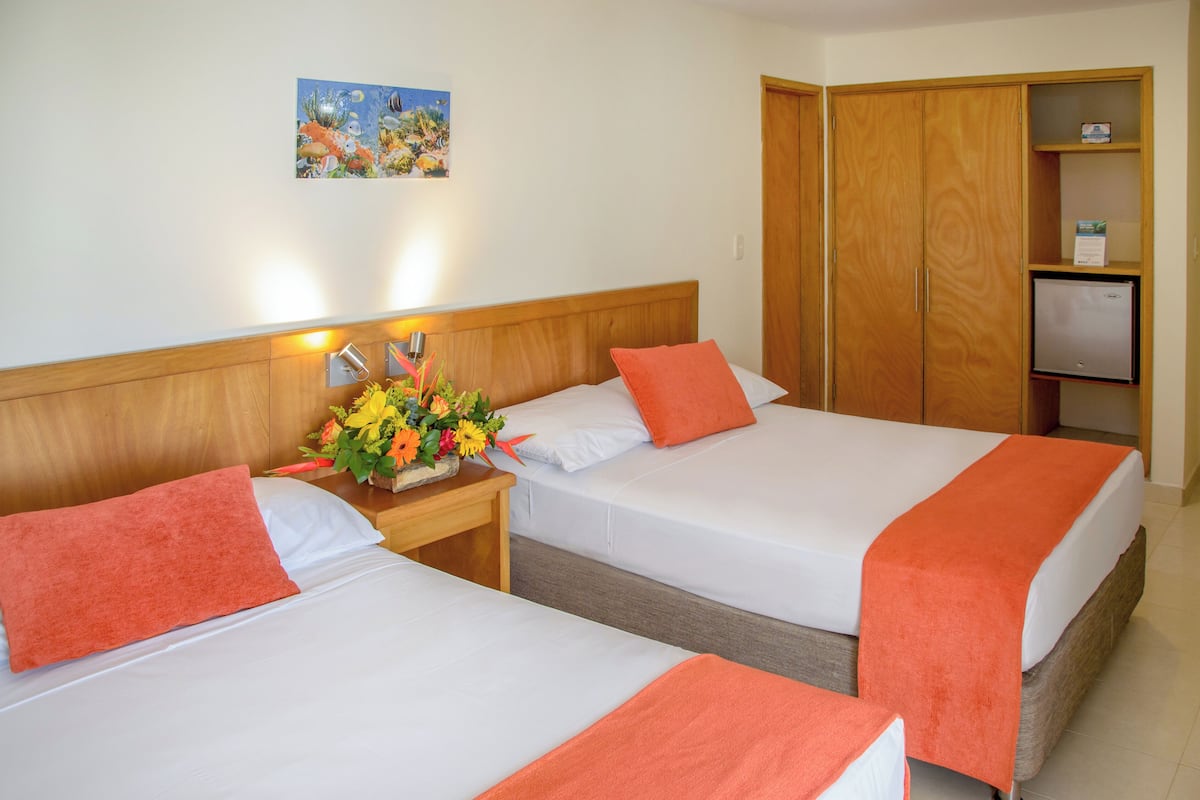 Premium bedding, minibar, in-room safe, free WiFi