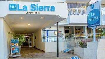 Entrada de la propiedad