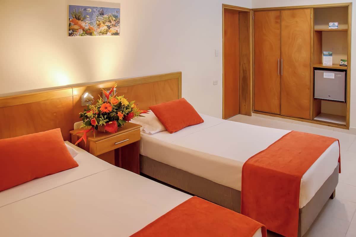 Premium bedding, minibar, in-room safe, free WiFi