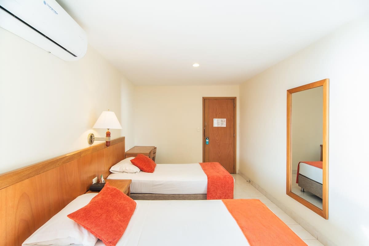 Premium bedding, minibar, in-room safe, free WiFi