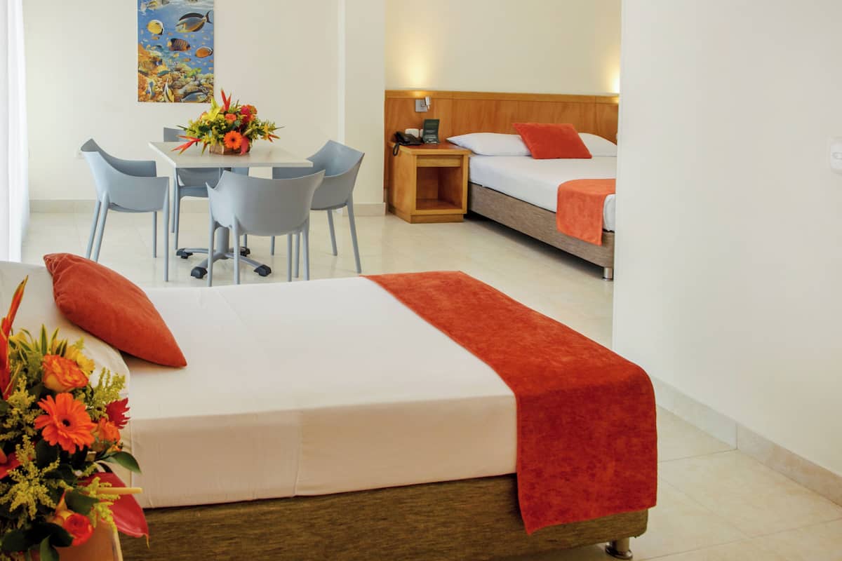 Premium bedding, minibar, in-room safe, free WiFi