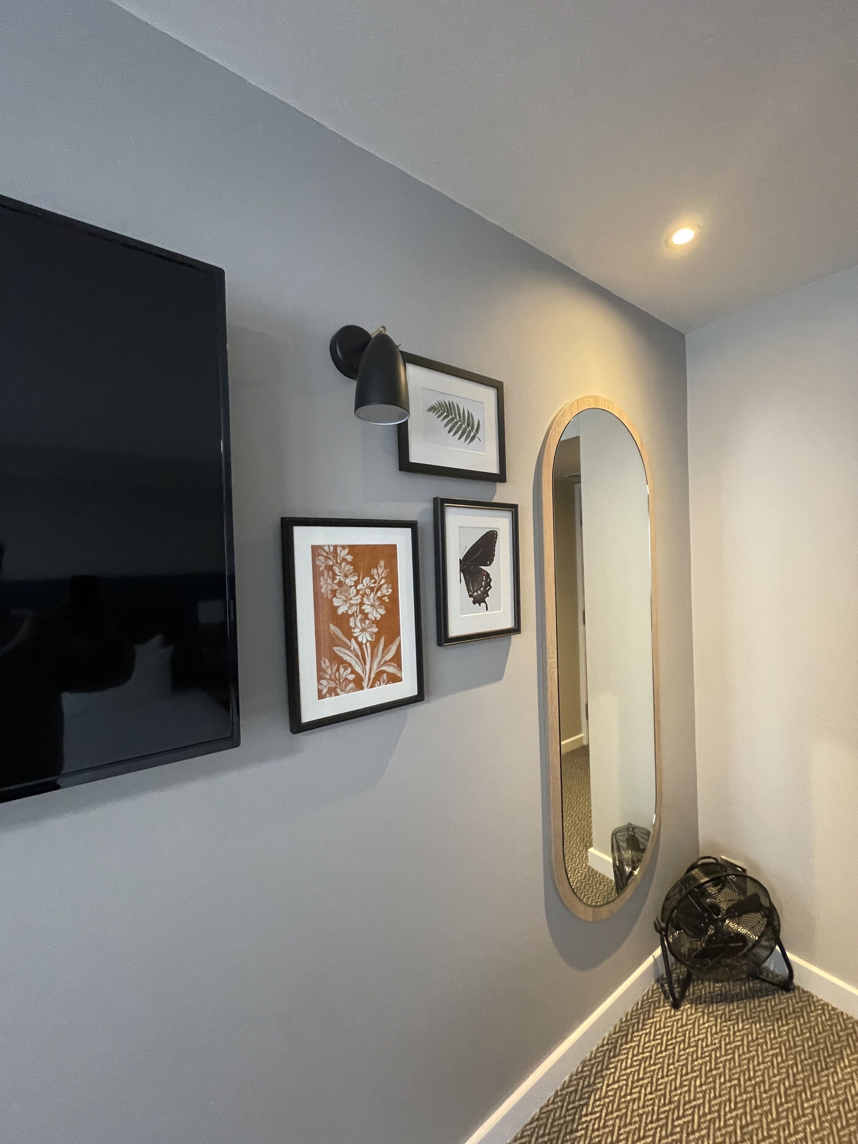 desk, iron/ironing board, free wifi, bed sheets