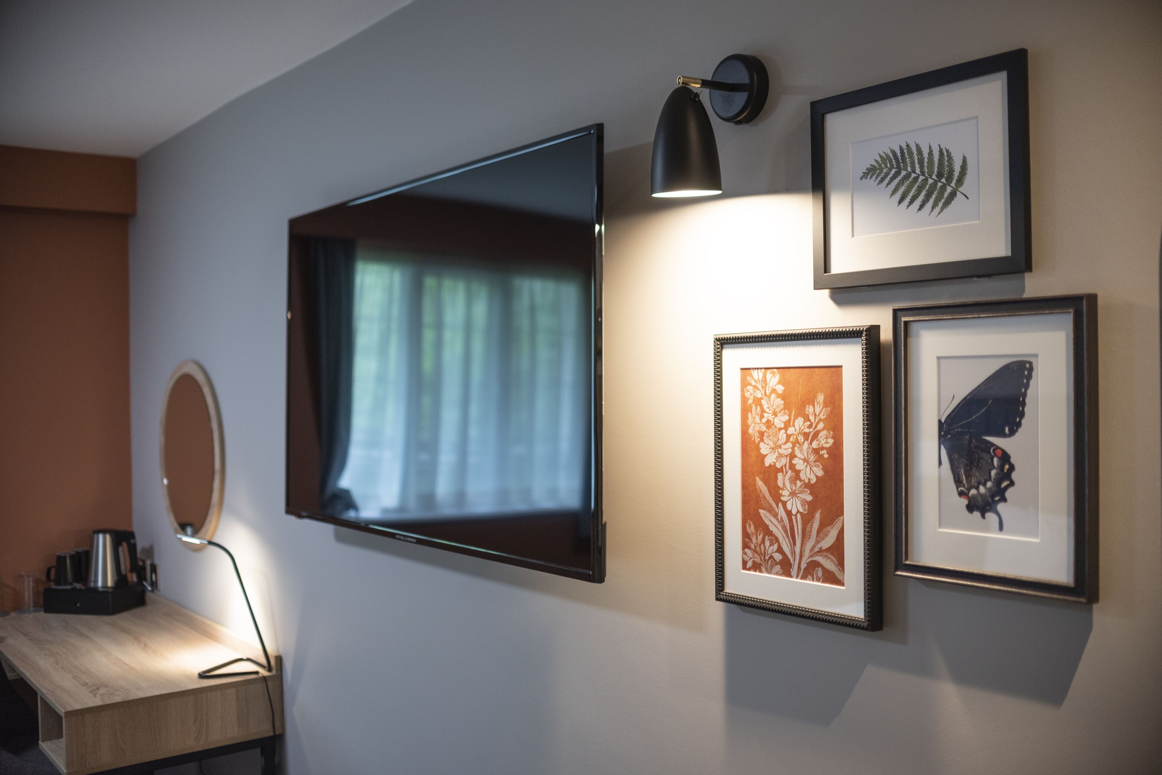 desk, iron/ironing board, free wifi, bed sheets