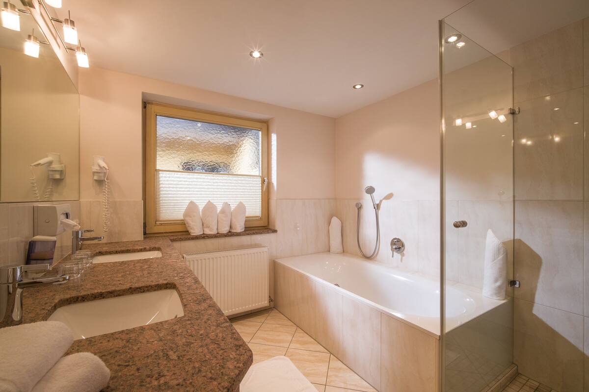 1 bedroom, minibar, in-room safe, free wifi