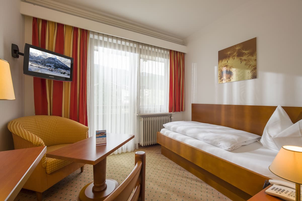 1 bedroom, minibar, in-room safe, WiFi (free)