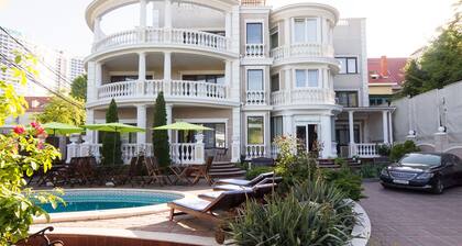 Villa Neapol