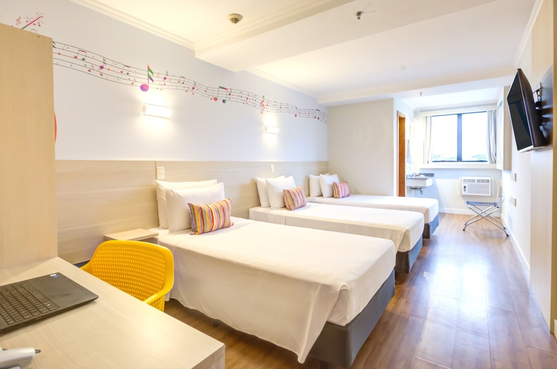 Standard Triple Room | In-room safe, desk, blackout drapes, iron/ironing board