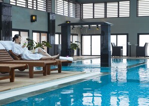 Indoor pool, outdoor pool