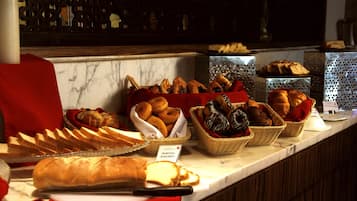 Petit déjeuner buffet