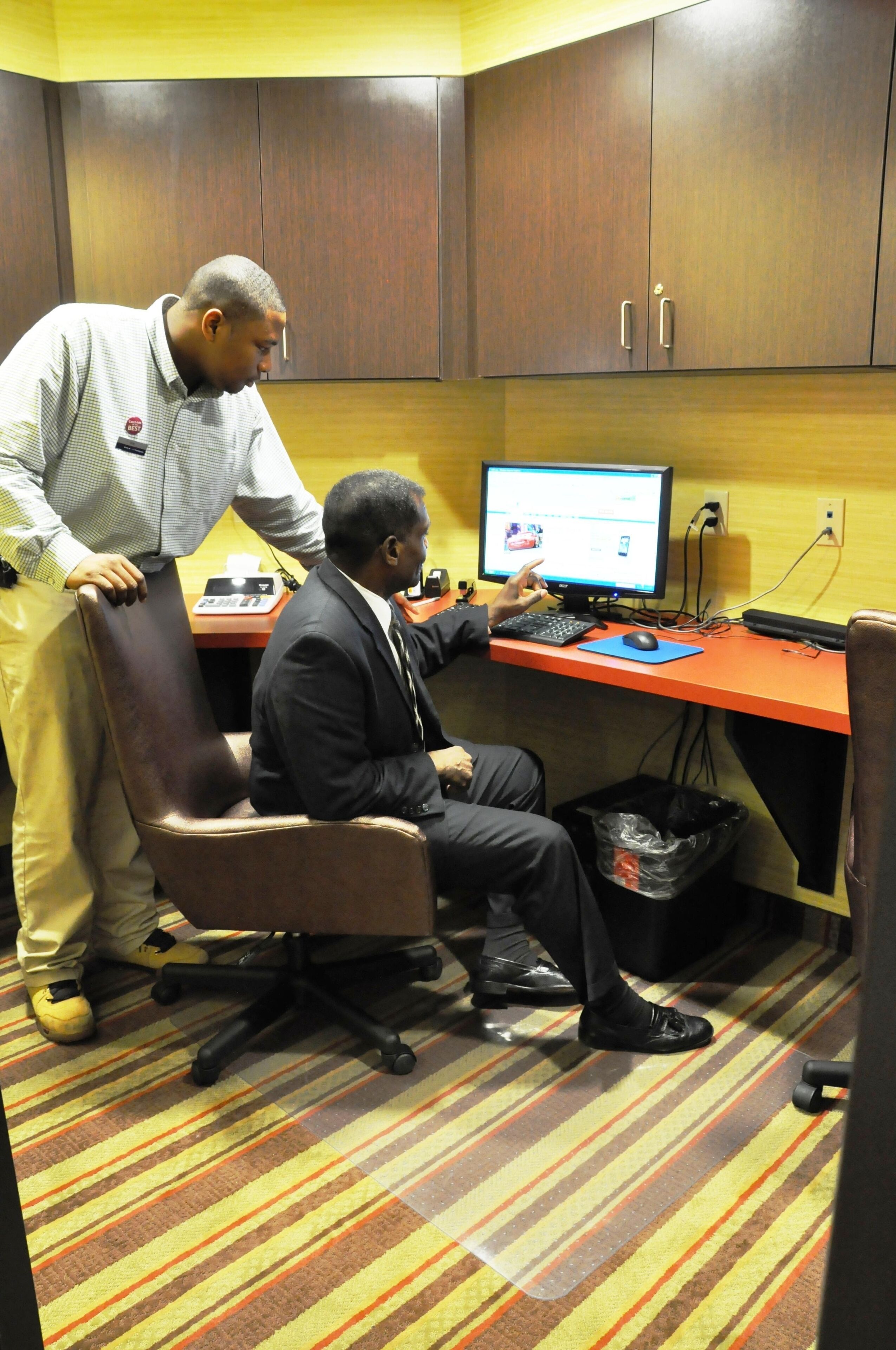 Photo - Hampton Inn & Suites Cincinnati / Uptown - University Area