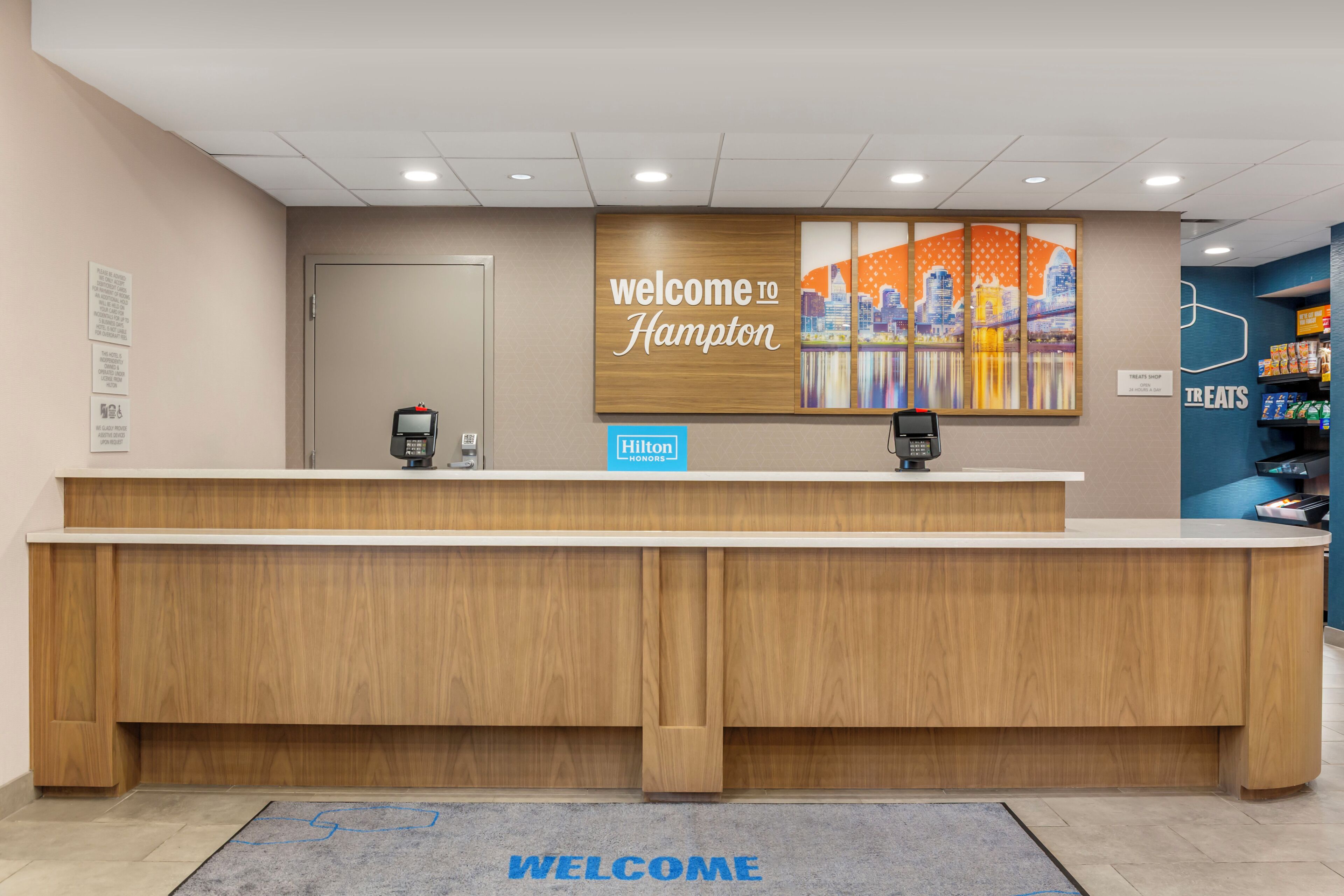 Photo - Hampton Inn & Suites Cincinnati/Uptown-University Area