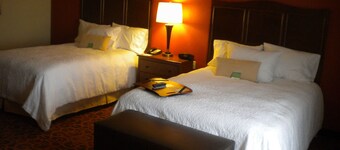 Hampton Inn & Suites Cincinnati/Uptown-University Area
