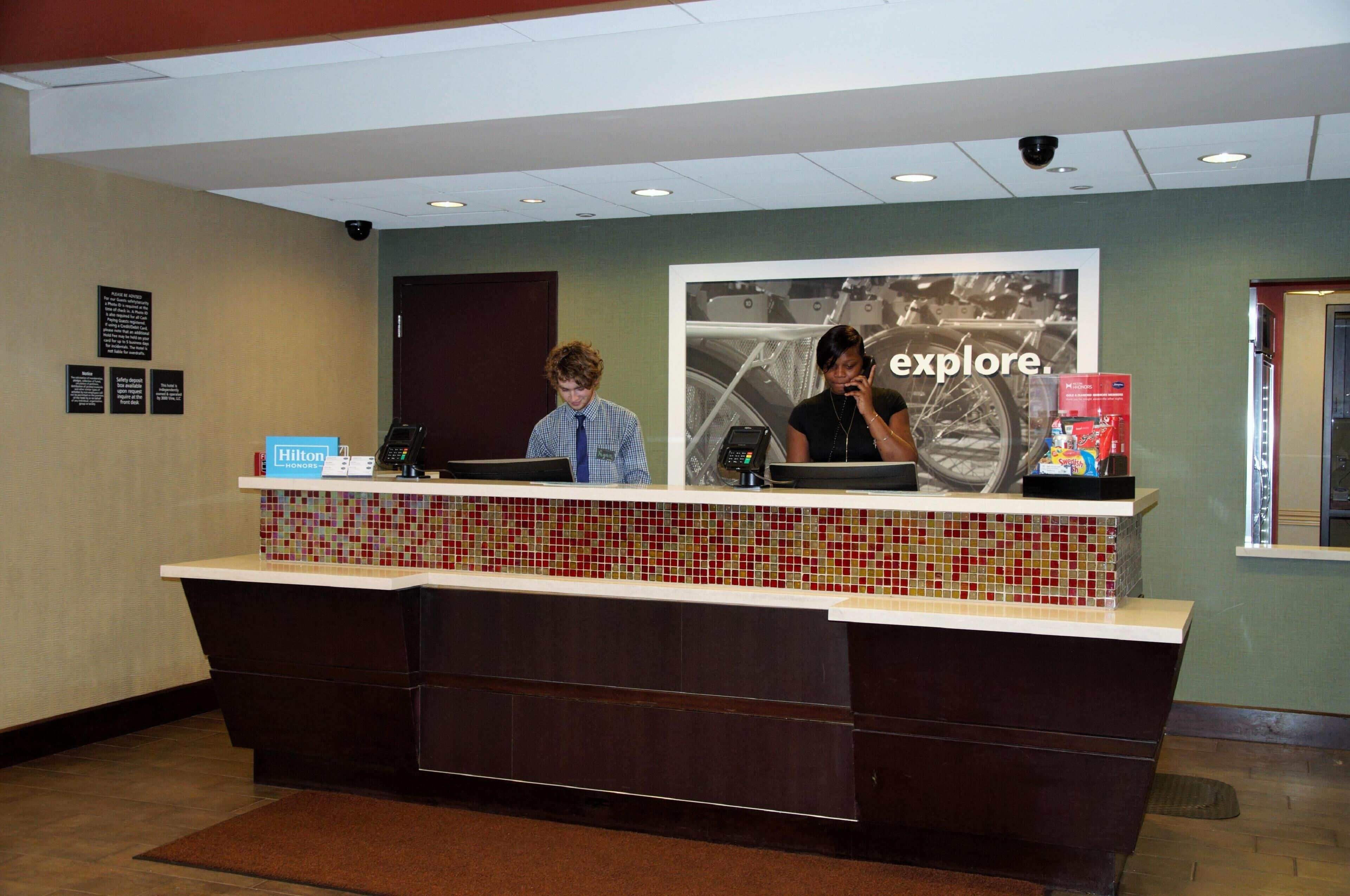 Photo - Hampton Inn & Suites Cincinnati / Uptown - University Area