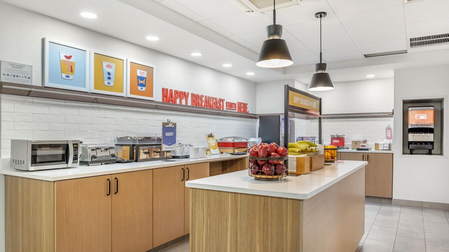 Hampton Inn & Suites Cincinnati/Uptown-University Area
