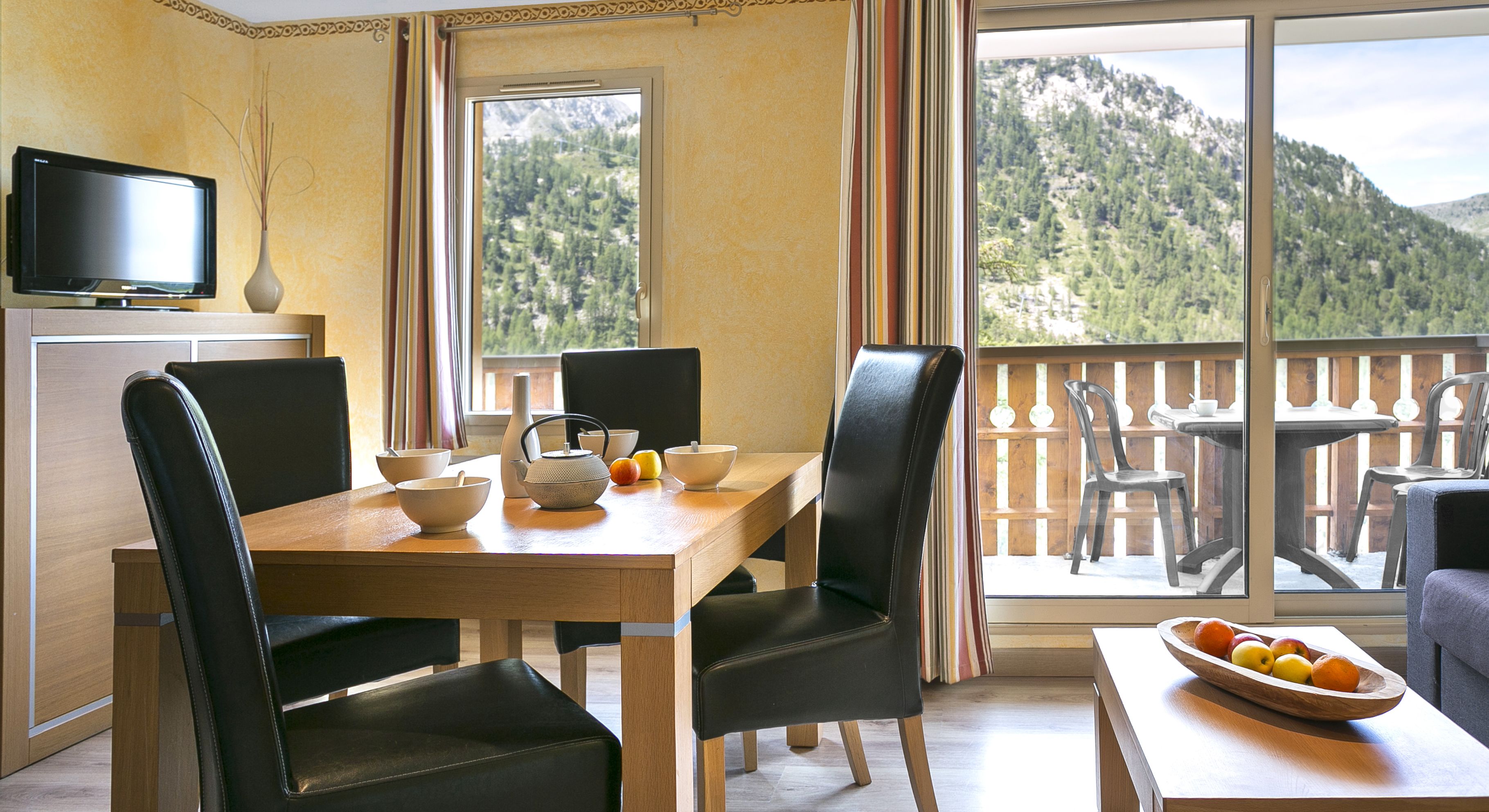 Televisión de pantalla plana de 13 pulgadas con canales digitales 