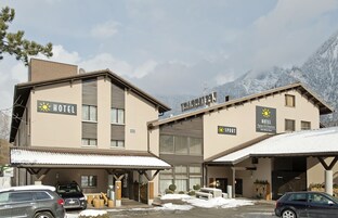 Minibar, in-room safe, desk, soundproofing