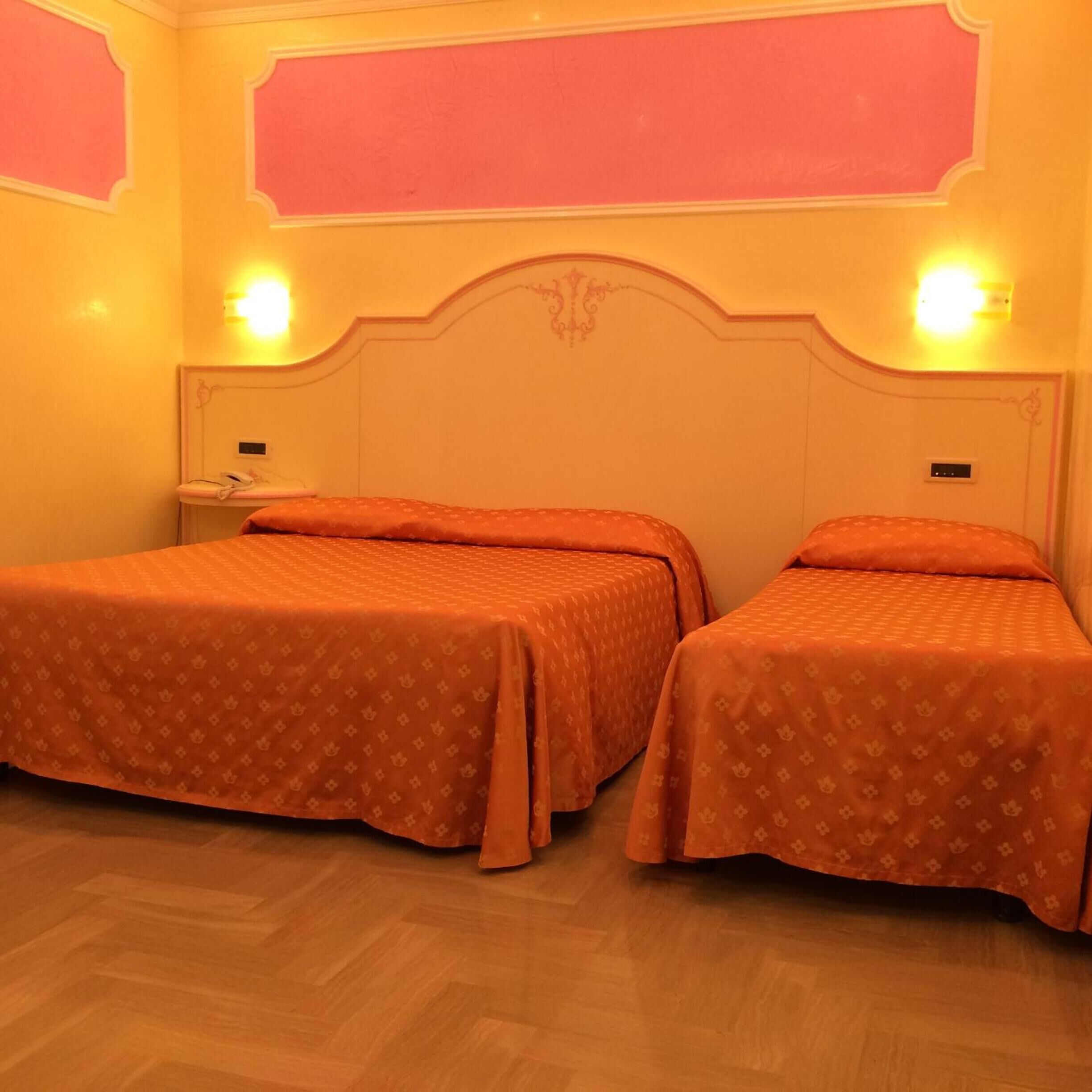 frette italian sheets, pillow-top beds, in-room safe, desk