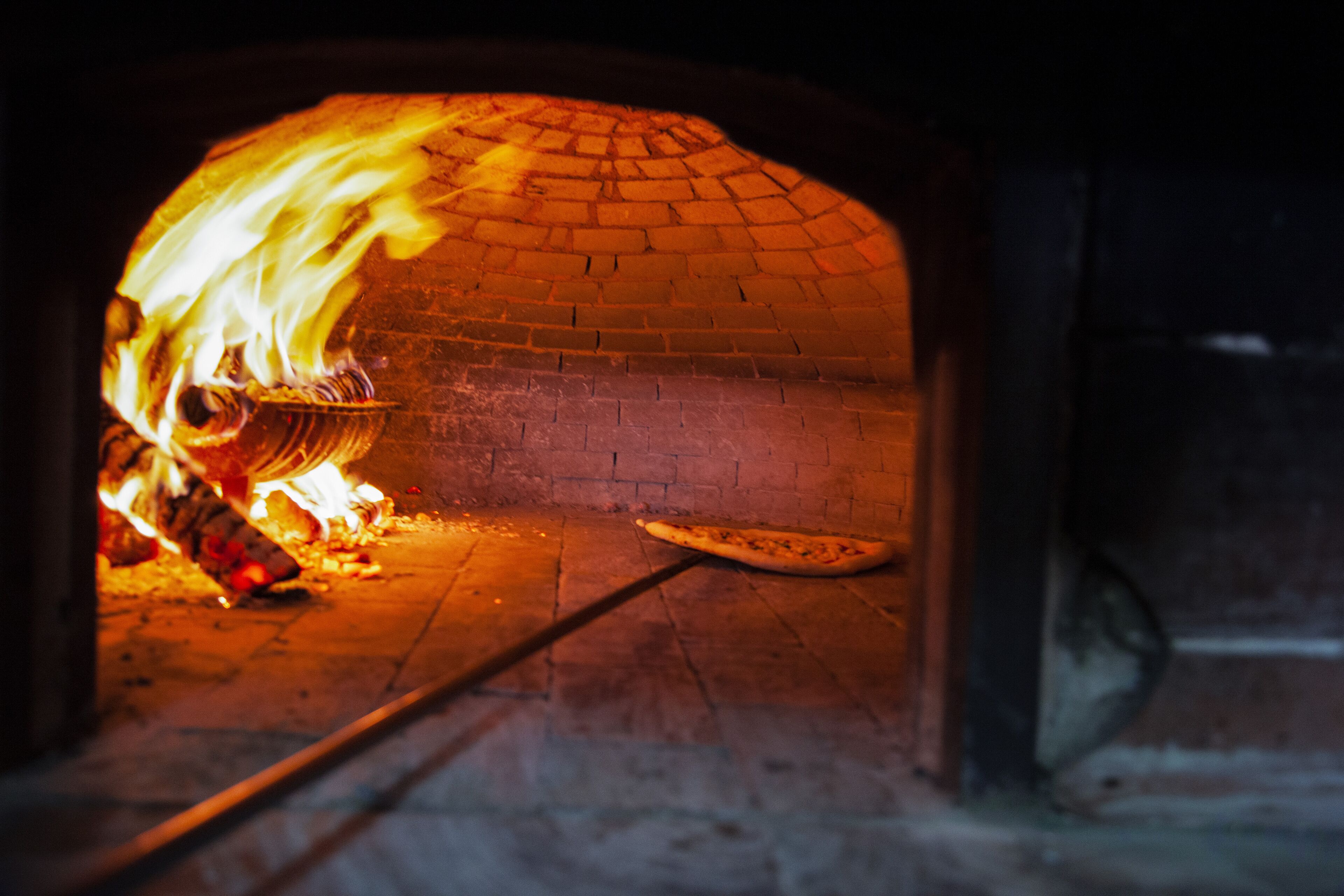 breakfast, lunch, dinner served; seafood, garden views