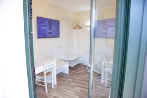 1 soveværelse, premium-sengetøj, dundyner, Select Comfort-senge
