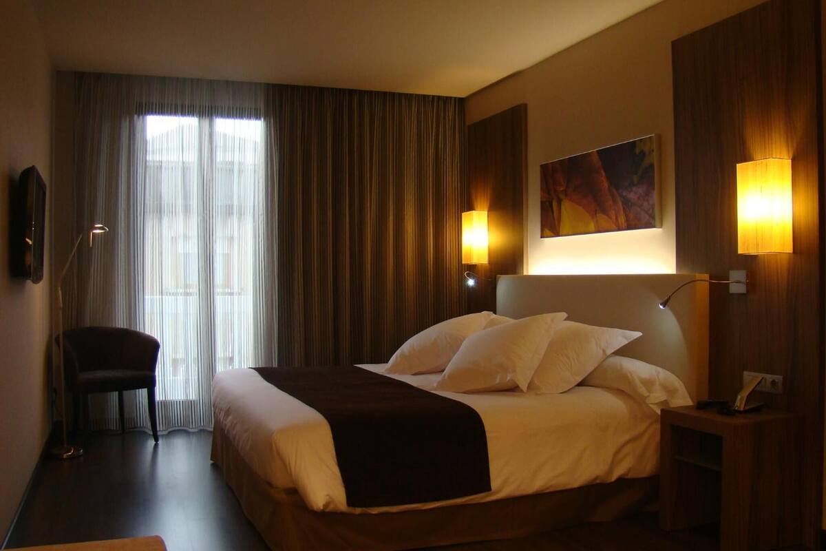 minibar, in-room safe, desk, blackout curtains